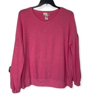 NWT EVERLEIGH Crew Neck
Pullover Lounge Long Sleeve
Shirt. Pink.